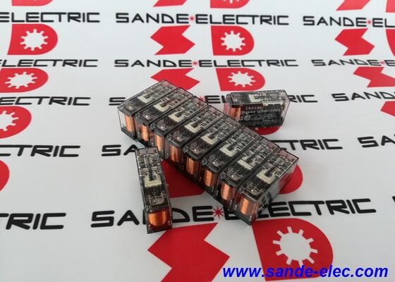 G7SA-2A2B DC24V OMRON G7SA-2A2B Veiligheidsrelais 24VDC 6A Plc-module Nieuw en origineel