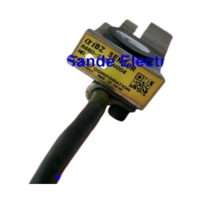 NIEUWE FANUC Sensor A860-2120-V003 NIB Eén jaar garantie A8602120-003 A860-2120-V003