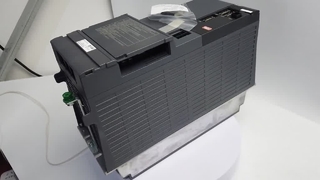 Mitsubishi MDS-DH2-CV-450 AC/DC-convertervoeding Productdemonstratievideo